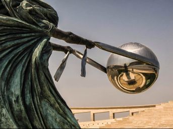 Statue :